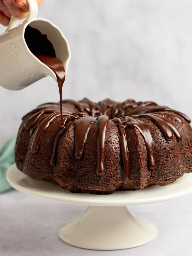 Bundt Cake: A Comprehensive Guide to a Timeless Dessert